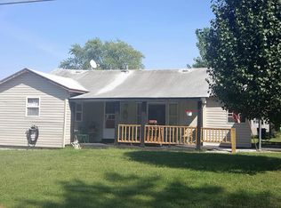 418 Morris Ave, Mountain Grove, MO 65711