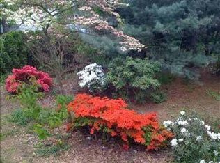 3235 S Scenic Rd, Harrisburg, PA 17109