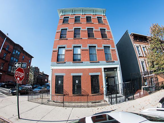 2nd image of 184 Stuyvesant Ave