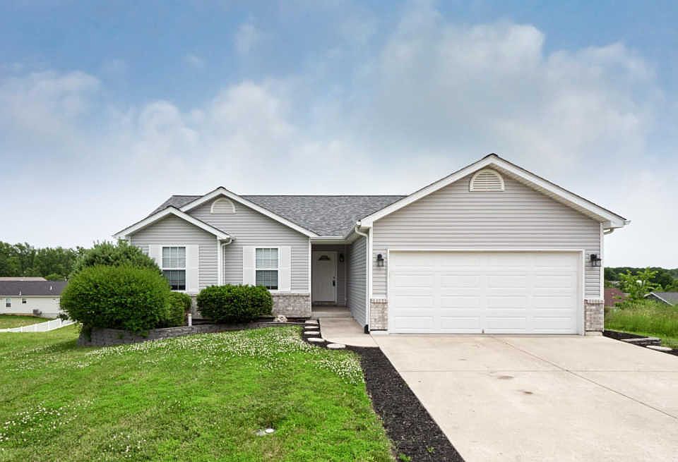 1st image of 88 Cuivre River Dr