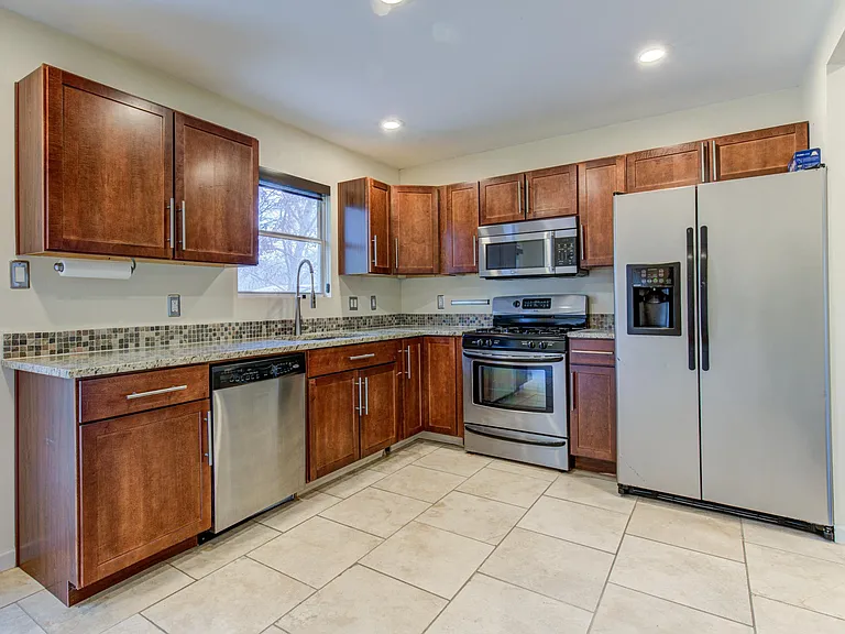4813 Duval St — Photo 7