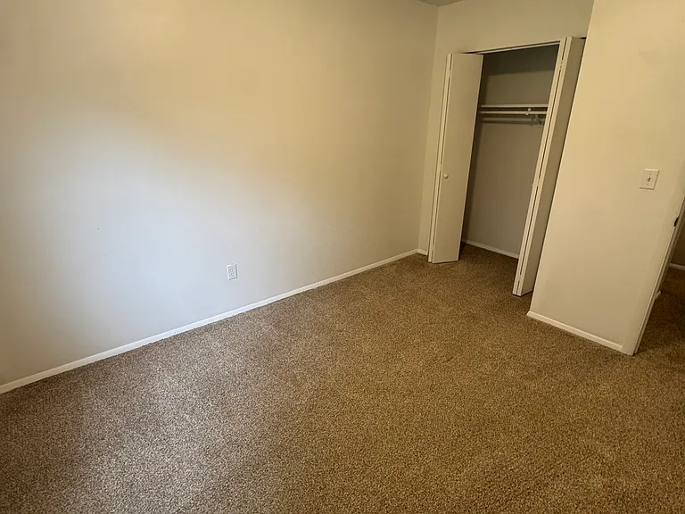 8895 Fairlane Dr — Photo 9