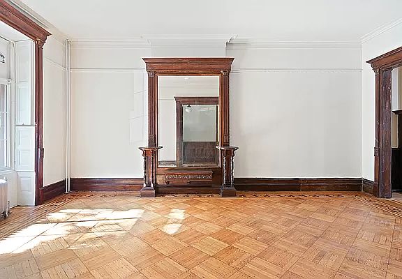 3rd image of 1215 Dean St