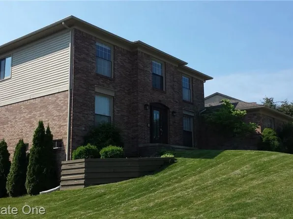 475 Dorchester Way, Milford, MI 48381