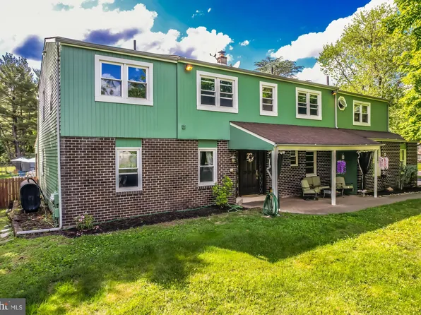 2 Ann Cir, Richboro, PA 18954