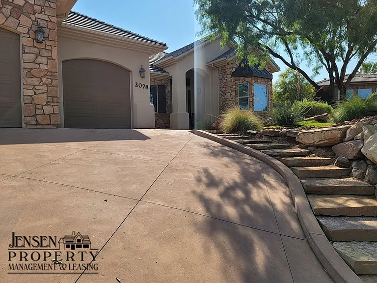 2078 N Gunsight Dr — Photo 4