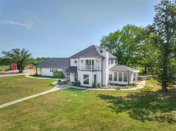 138 Mystery Acres Ln, McLoud, OK 74851