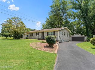 1528 Dawn Dr, Louisville, KY 40216