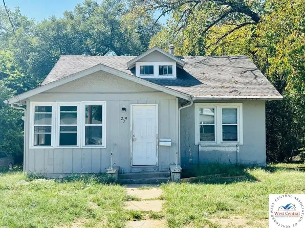 209 N Washington St, Clinton, MO 64735