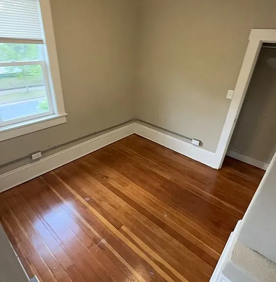 739 Broadway St — Photo 21