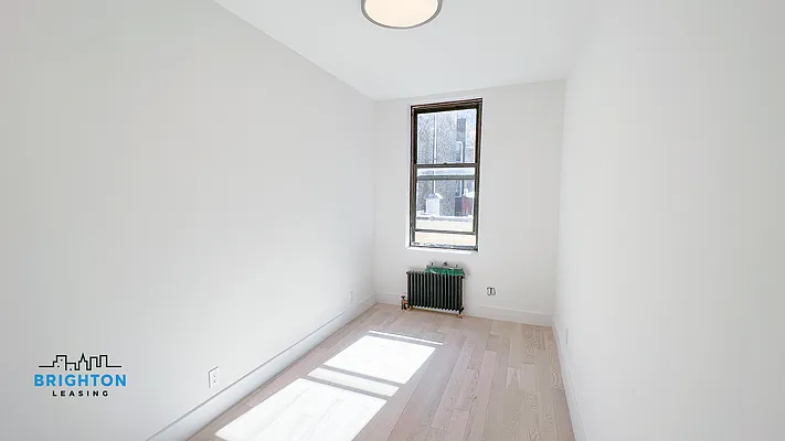 Rented by Brighton Management | media 7