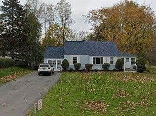 124 Oxford Rd, New Hartford, NY 13413