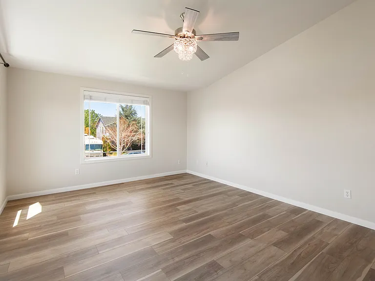 9104 Jersey Dr — Photo 31