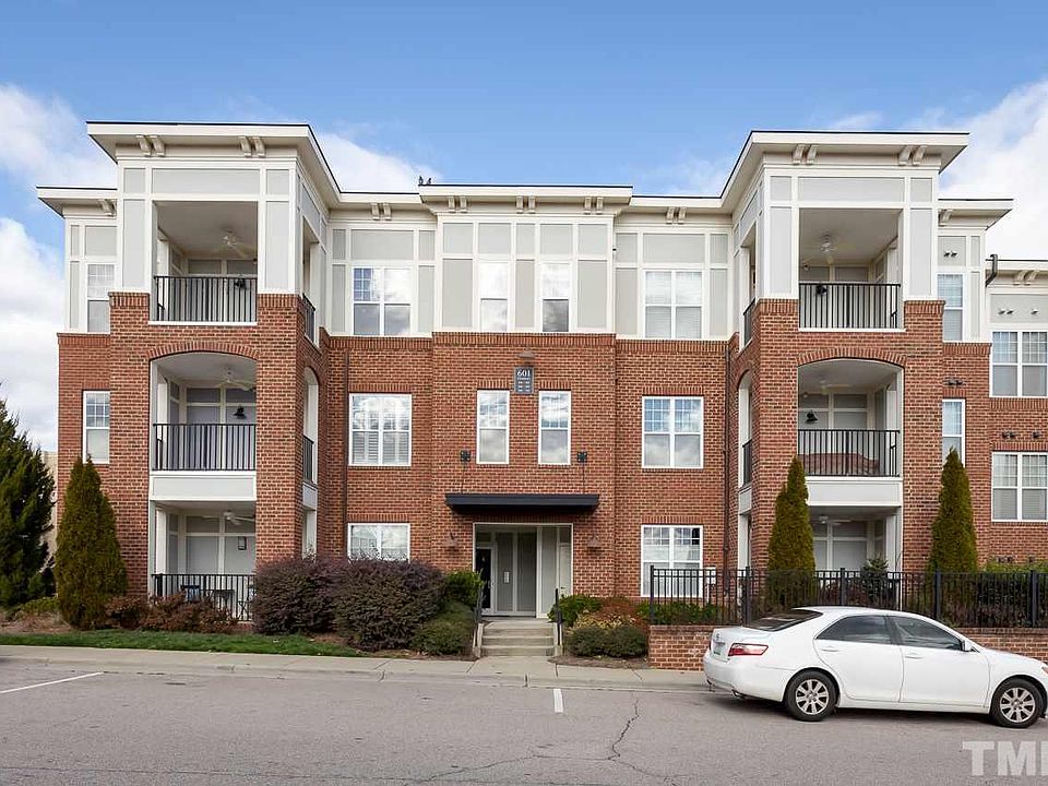 1st image of 601 Finsbury St APT 200