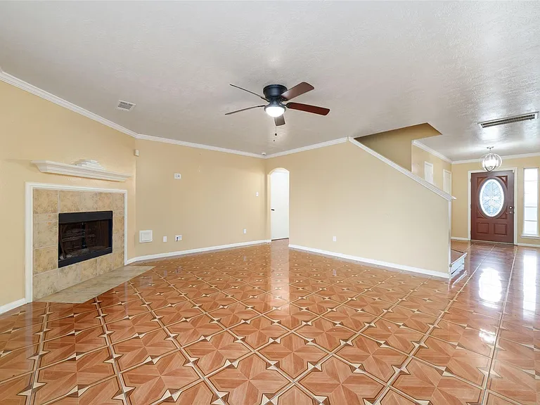 8207 Aliso Canyon Ln — Photo 5