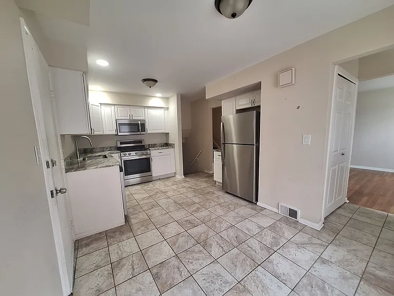 32834 Rosenbusch Dr — Photo 8
