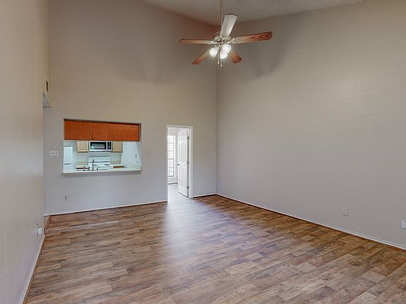 2nd image of 9747 Whitehurst Dr
