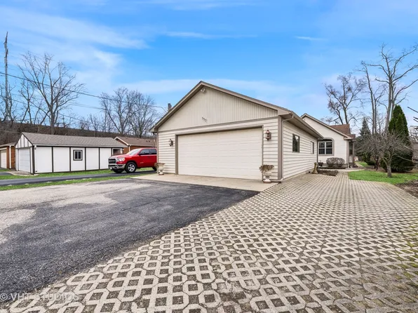 517 Mildred Ave, Cary, IL 60013