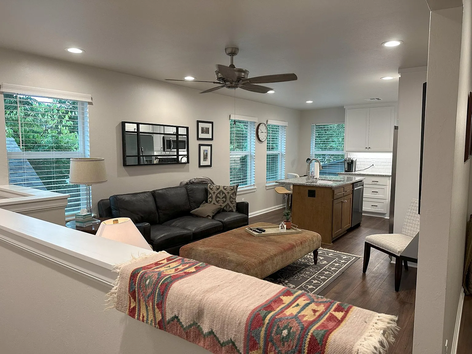 1007 S Pickard Ave — Photo 4