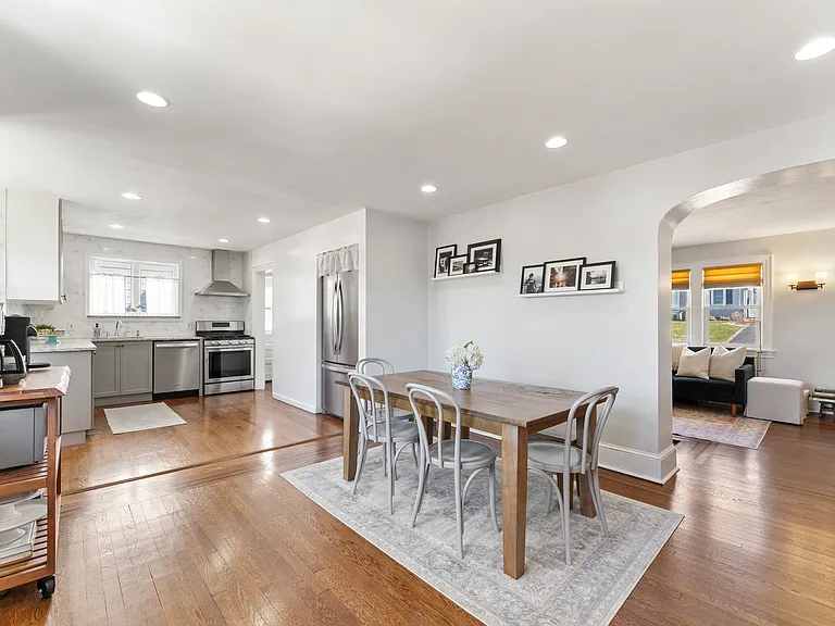 9 Rutgers Pl — Photo 10