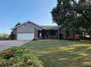 2223 Chimney Hills Dr, Soddy Daisy, TN 37379