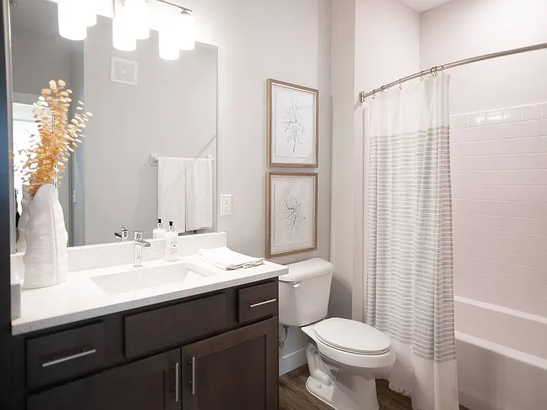 City Place at Germantown Apartments — Photo 9