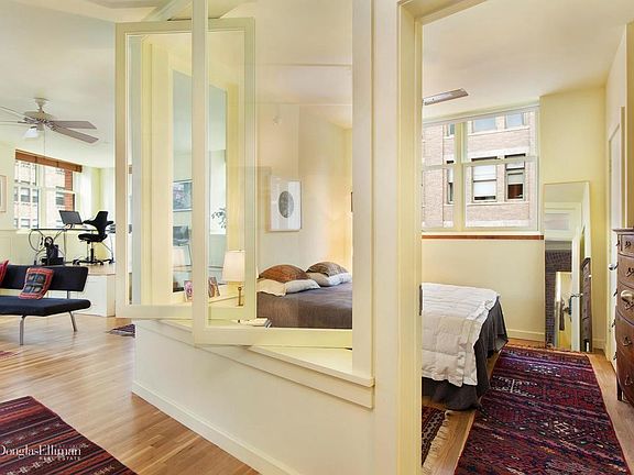 2nd image of 90 Hudson St APT 6A