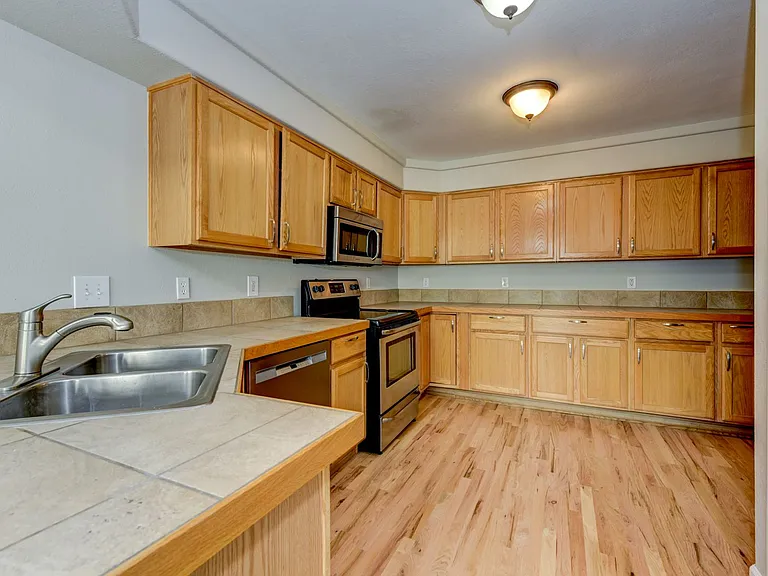 4801 Spyglass Dr — Photo 10