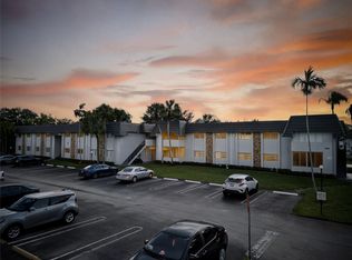 8400 W Sample Rd APT 203, Pompano Beach, FL 33065