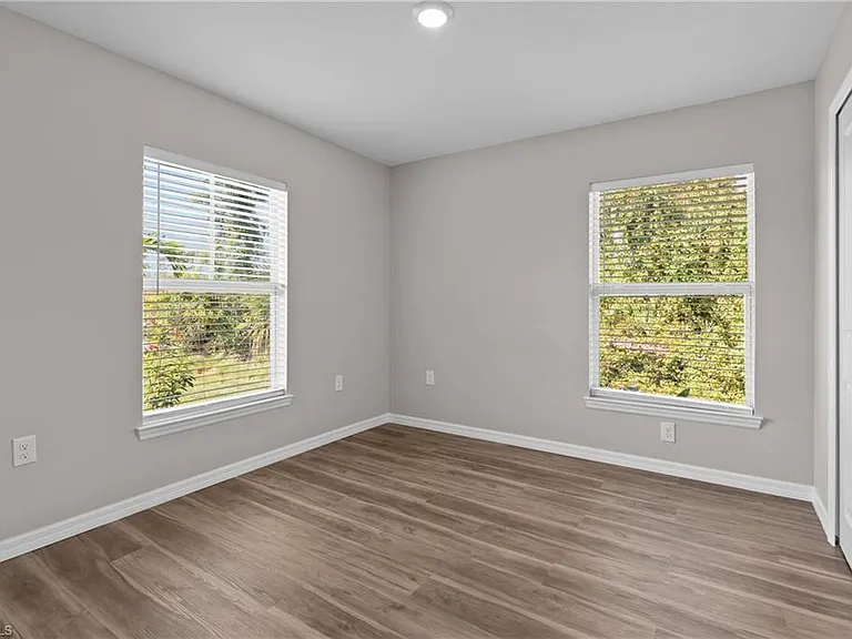120 Britt Rd — Photo 24