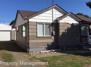 1301 NW 16th St, Lincoln City, OR 97367