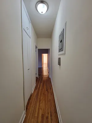 Rented by Metro Park Realty Inc | media 23