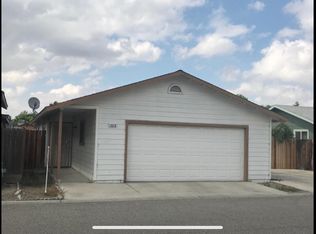 1010 Village Dr, Corcoran, CA 93212