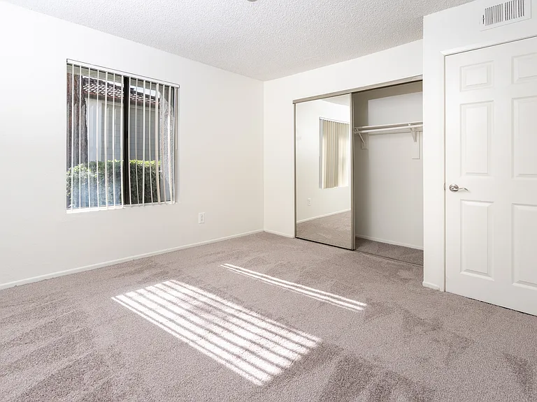 Woodbend Apartments — Photo 62