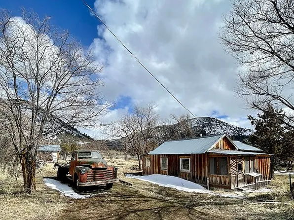 175 McKune St, Davis Creek, CA 96108