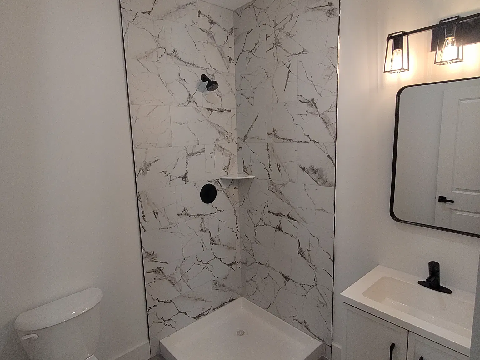 4 bed, 1700 sqft, $3,700 — Photo 3