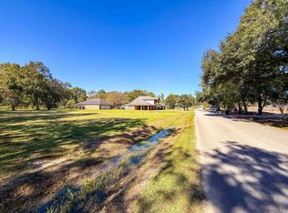 Pineburr St, Vidor, TX 77662