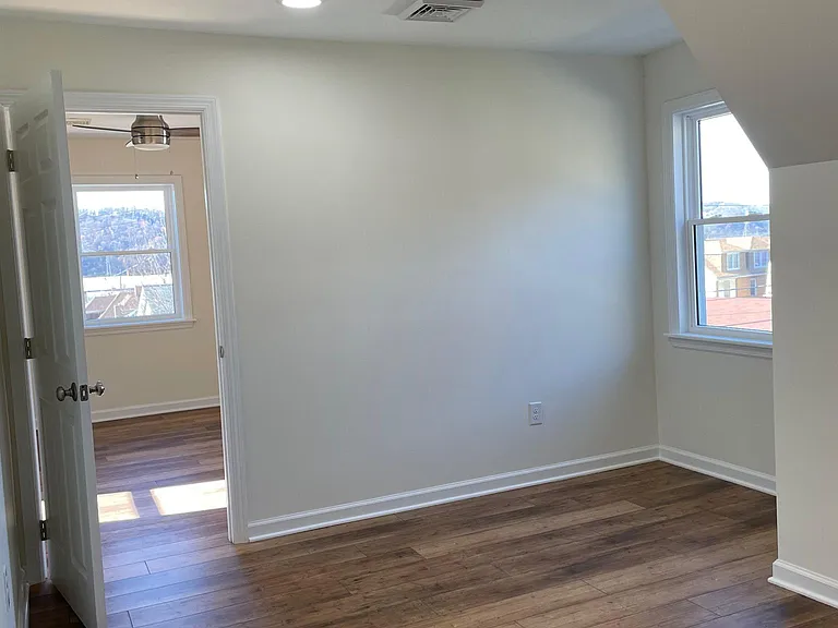 2204 Beaver Rd #C — Photo 4
