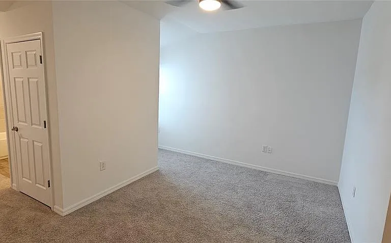 4012 Via Sienna Cir — Photo 11