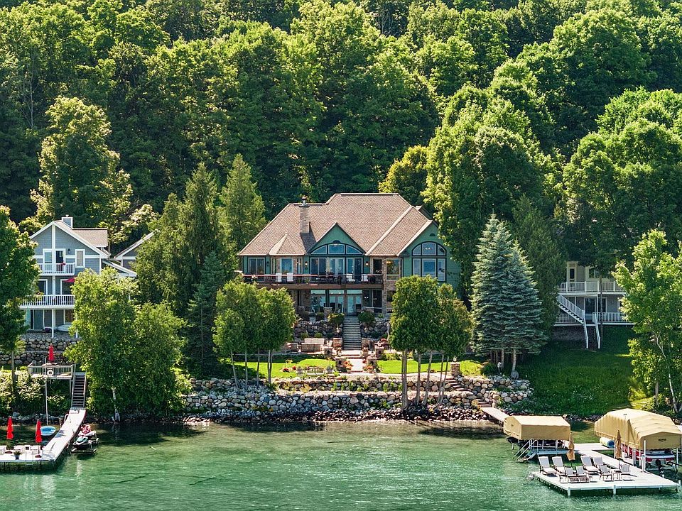 1st image of 4557 N West Torch Lake Dr