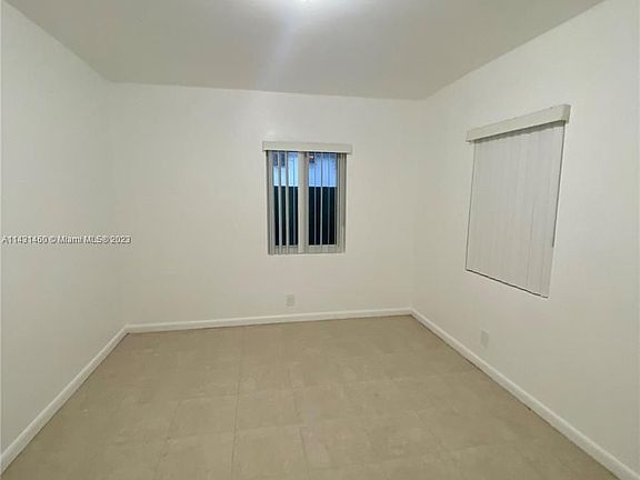 4th image of 1040 NW 2nd St #1040
