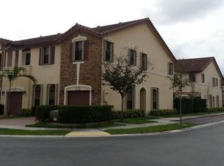 3252 NW 103rd Pl, Doral, FL 33172