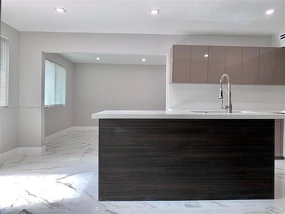 3rd image of 15011 Coconut Court