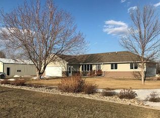 2204 Plainsview Rd, Pierre, SD 57501