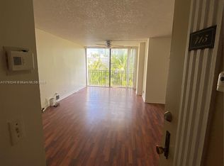 16909 N Bay Rd APT 415, Sunny Isles Beach, FL 33160
