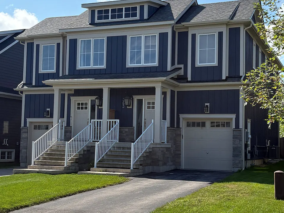 363 Yellow Birch Cres