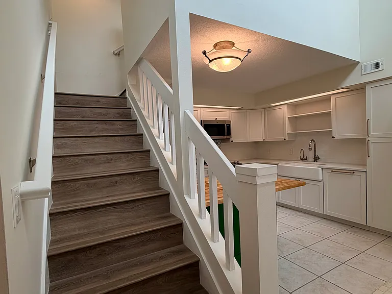 8440 Tangelo Tree Dr — Photo 10
