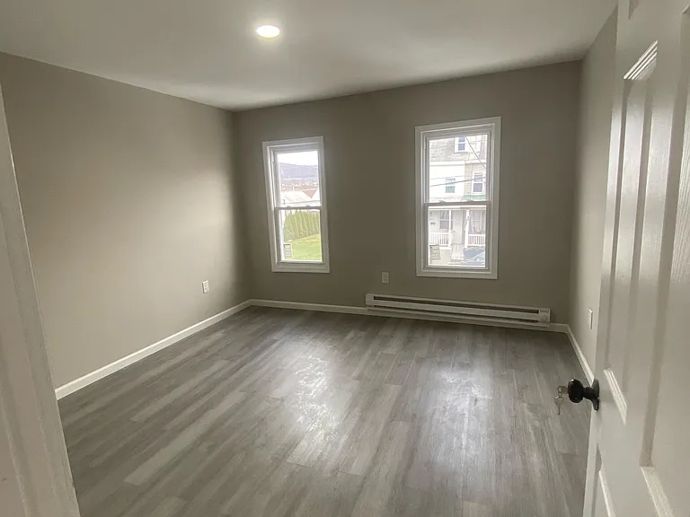 222 S Walnut St #1 — Photo 2