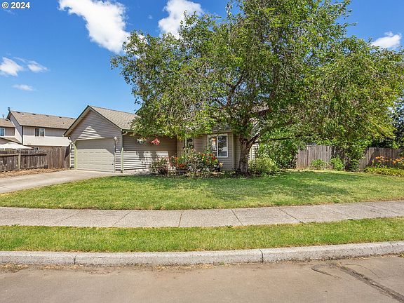 2nd image of 6909 NE 102nd Ave