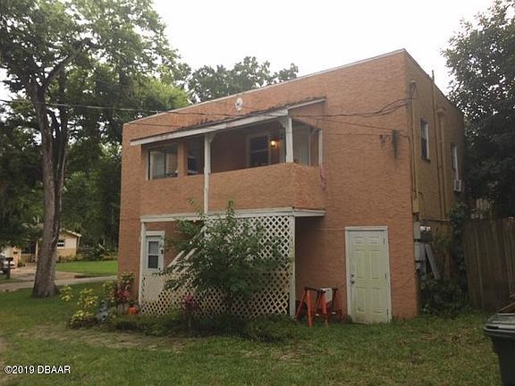 3rd image of 221 Short St